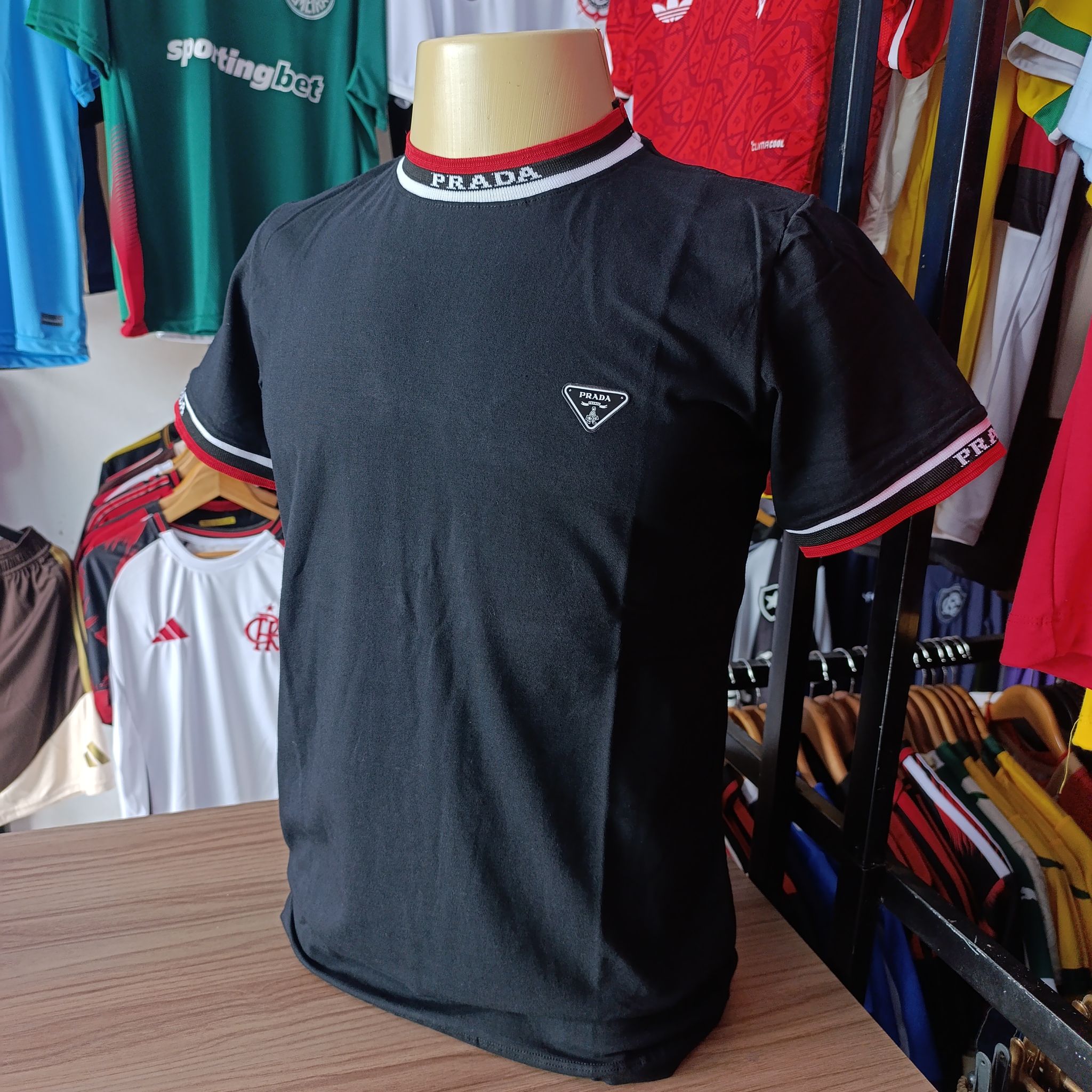 Camisa Peruana Prada - Preta