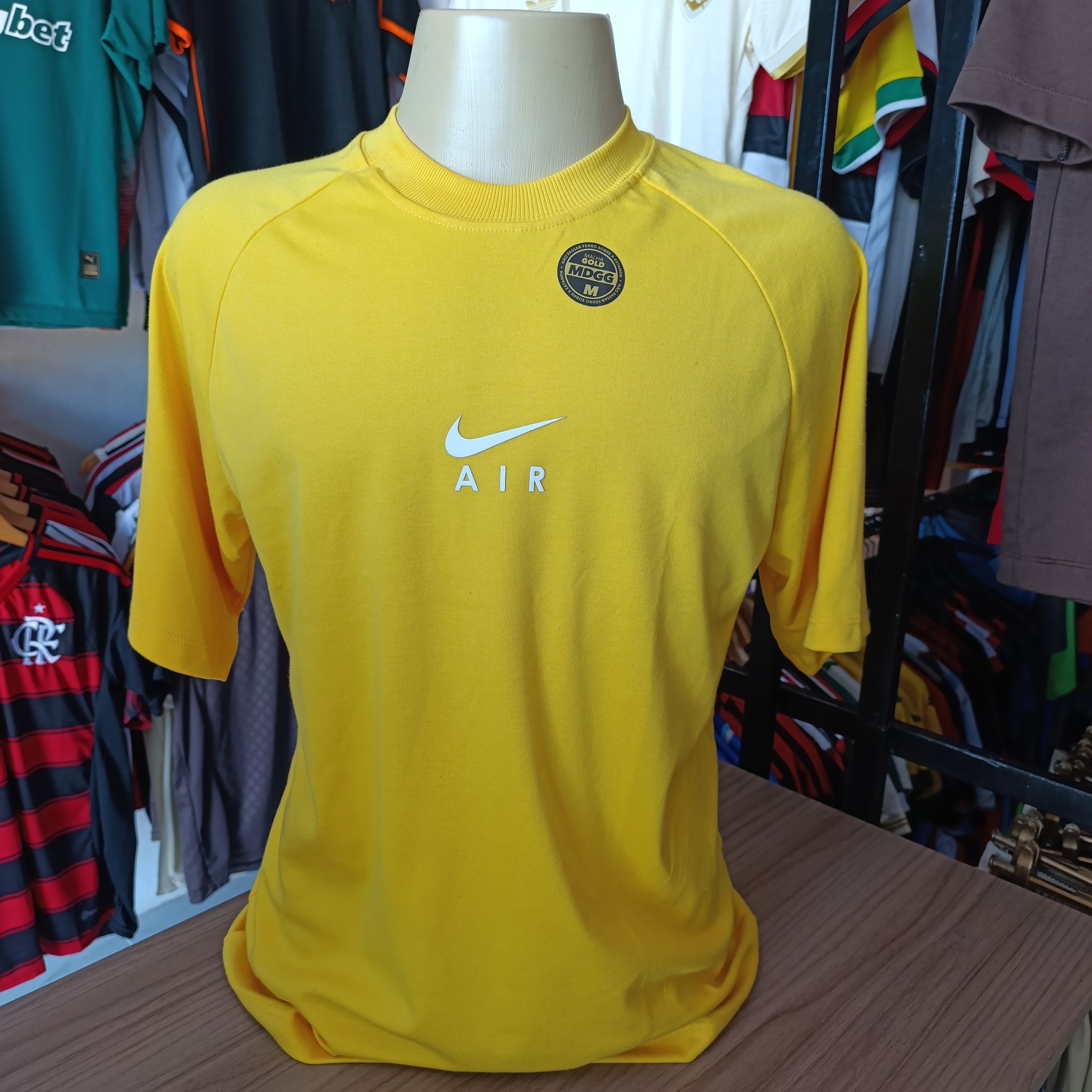 Camisa Oversized - Nike - Amarela