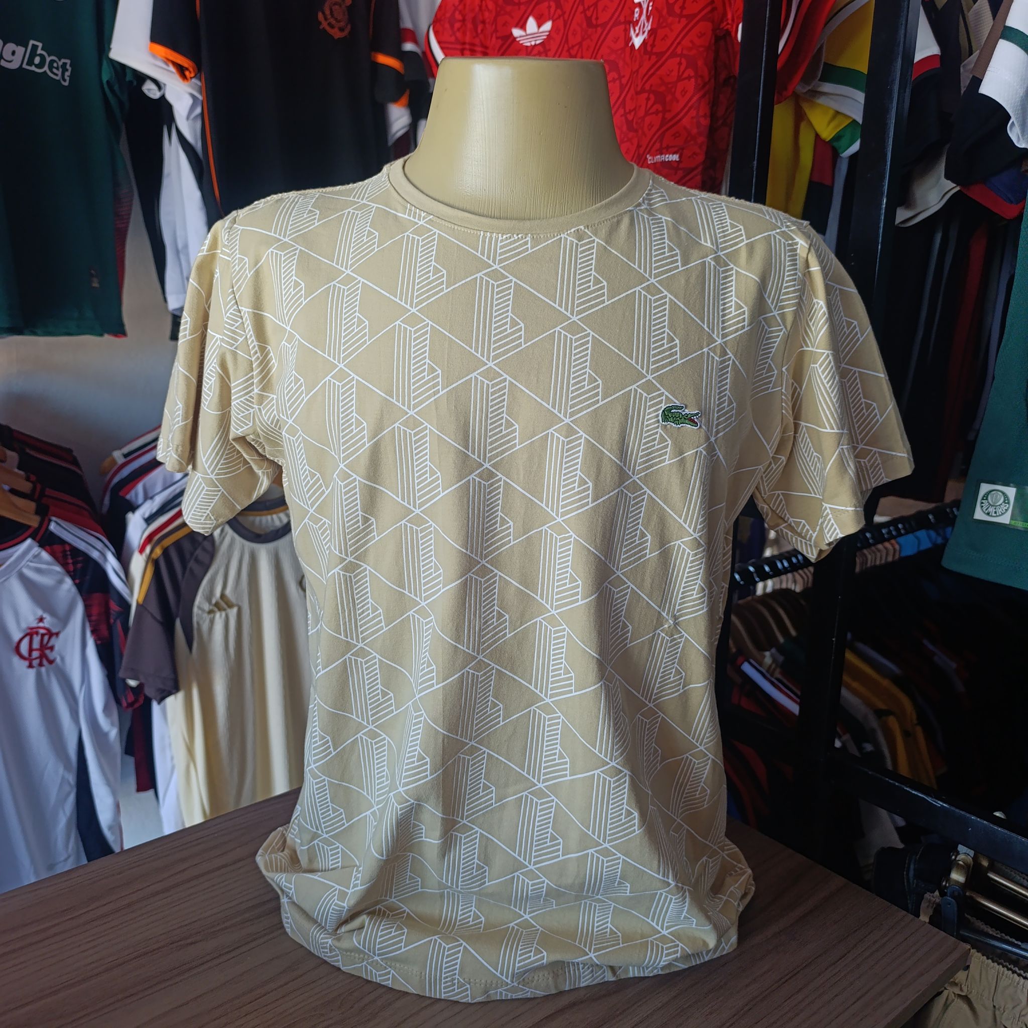 Camisa Peruana Básica Lacoste