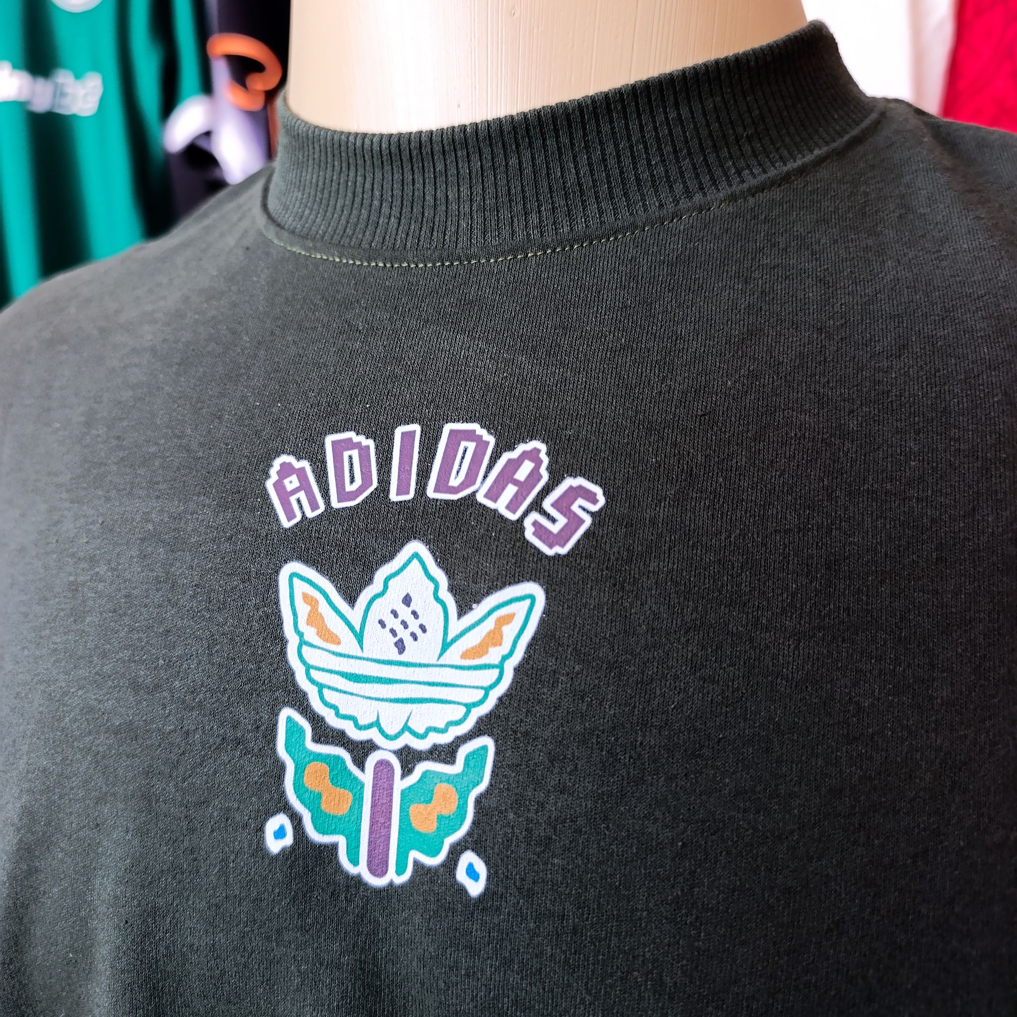 Camisa Oversized - Adidas - Verde Militar