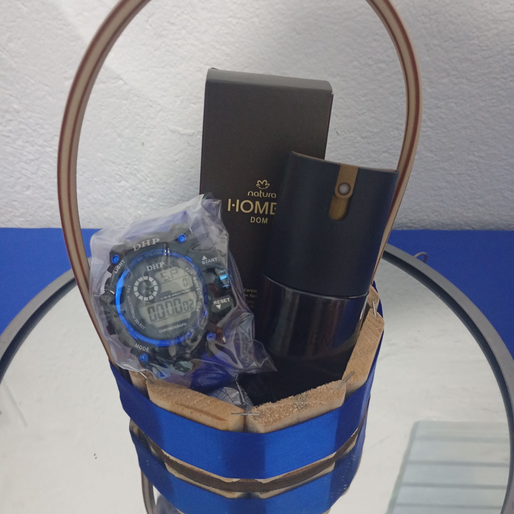 Cesta Presente Natura Homem Dom e Relógio DHP