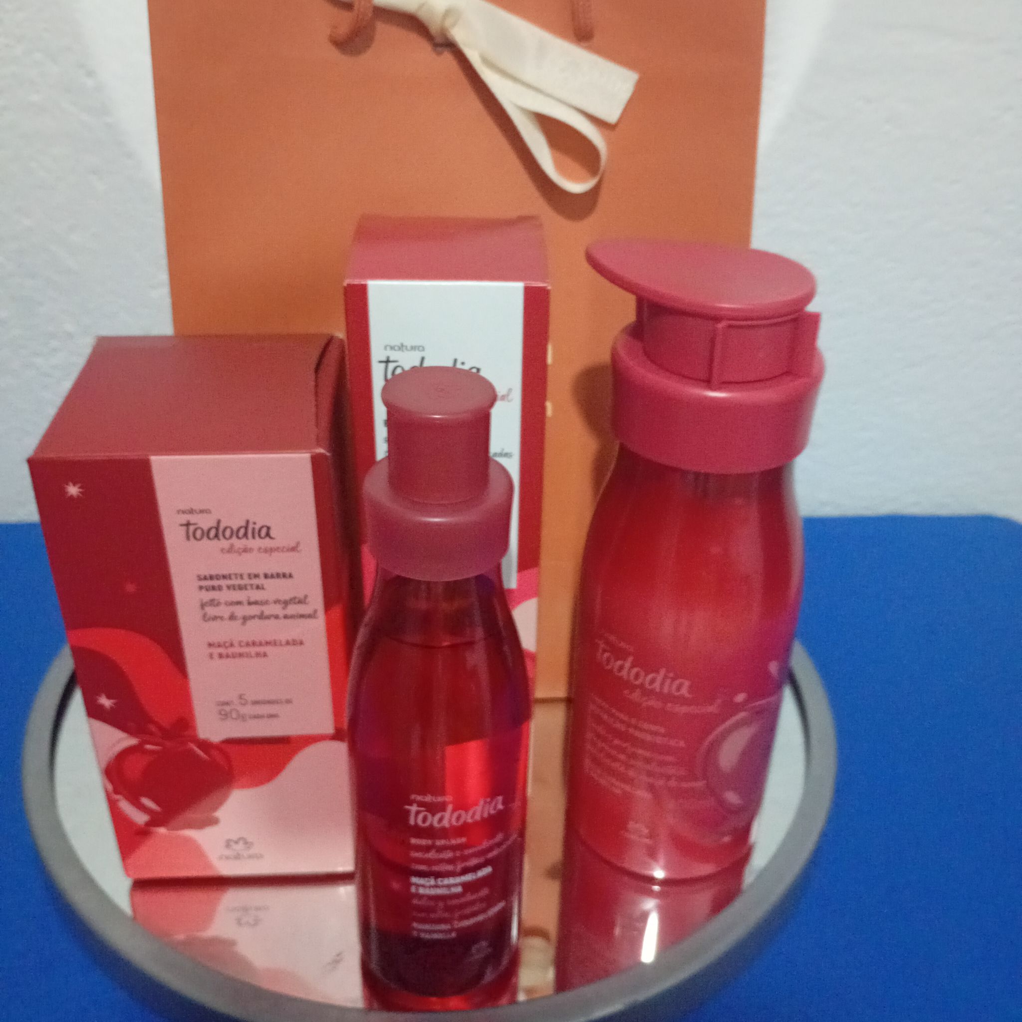 Kit Natura Tododia Maçã Caramelada e Baunilha