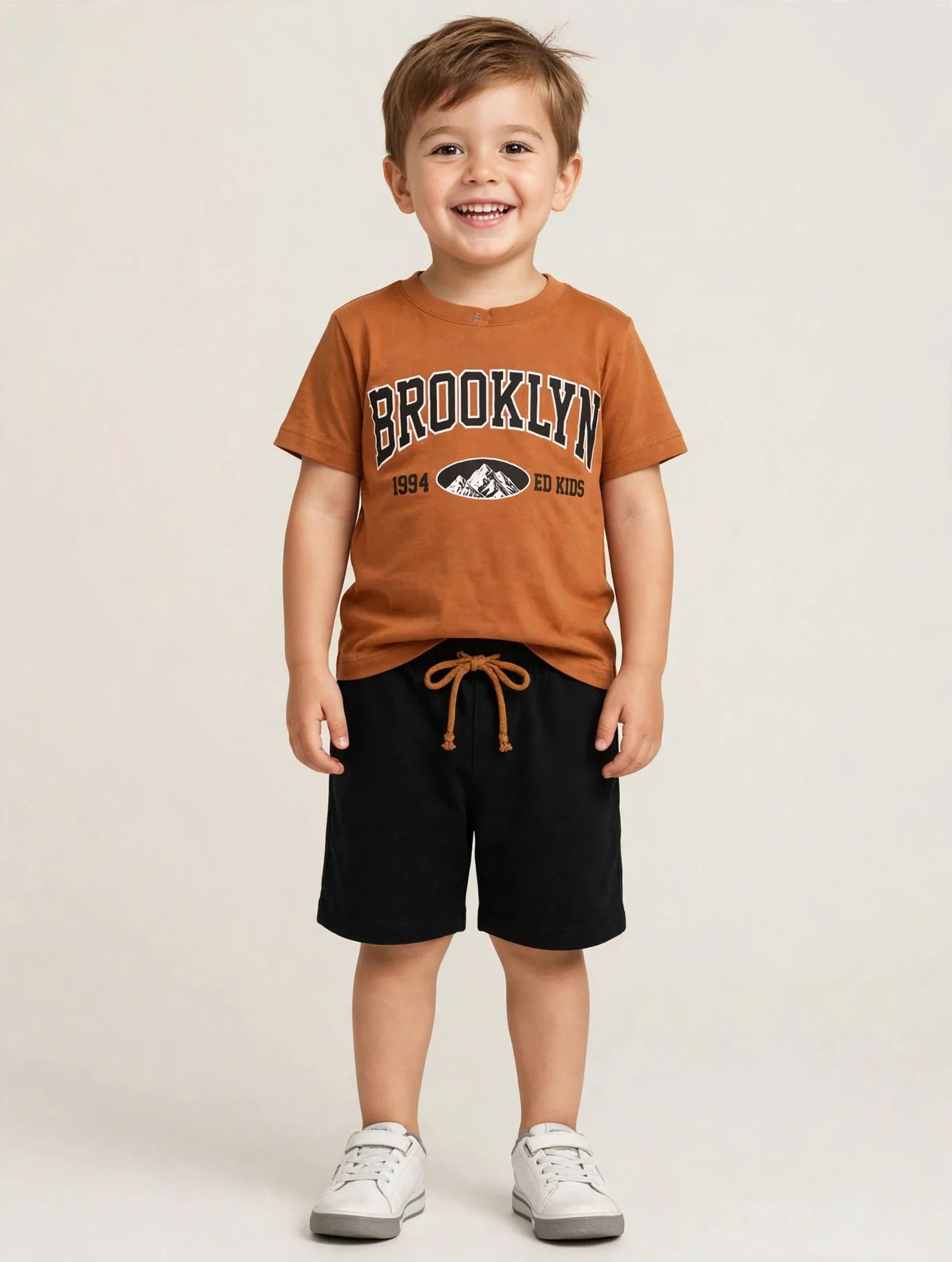 Conjunto Infantil Skatista com Blusa e Short