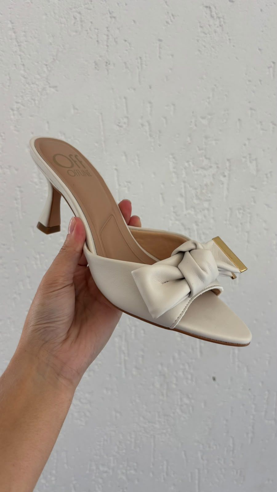 Tamanco Off White Salto Fino Com Laço