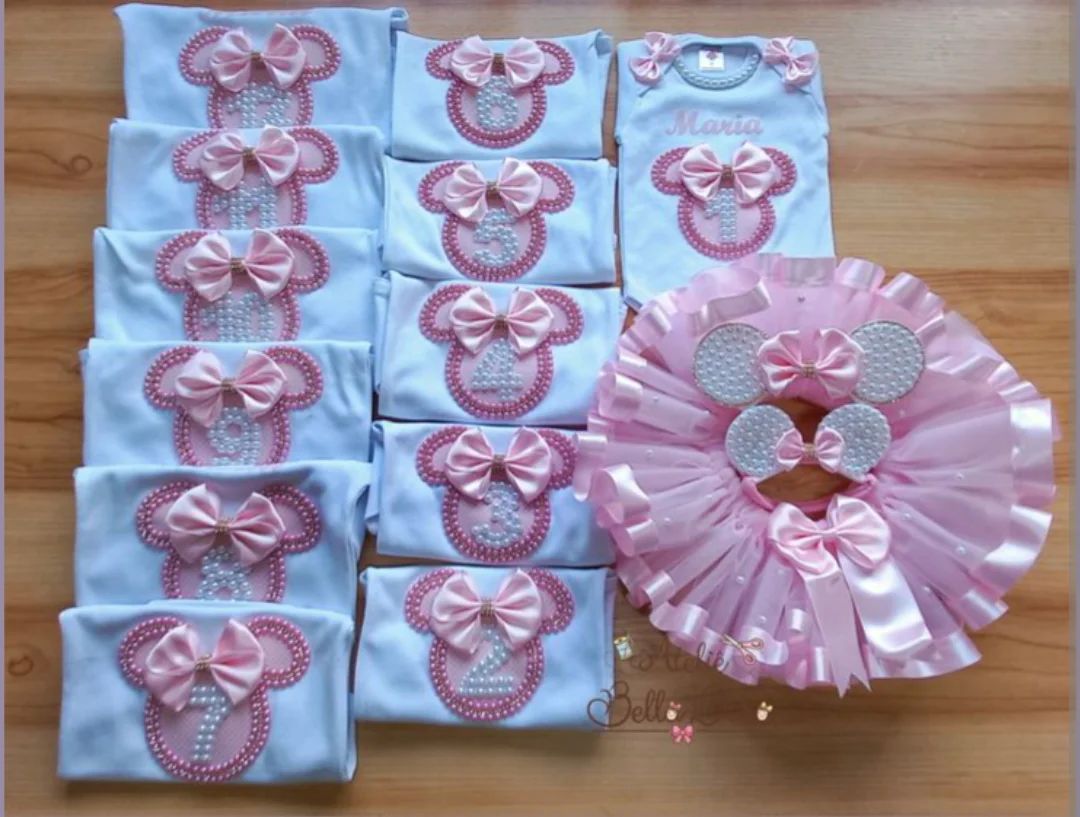 Kit Aniversario Tema Minnie com Saia Tutu