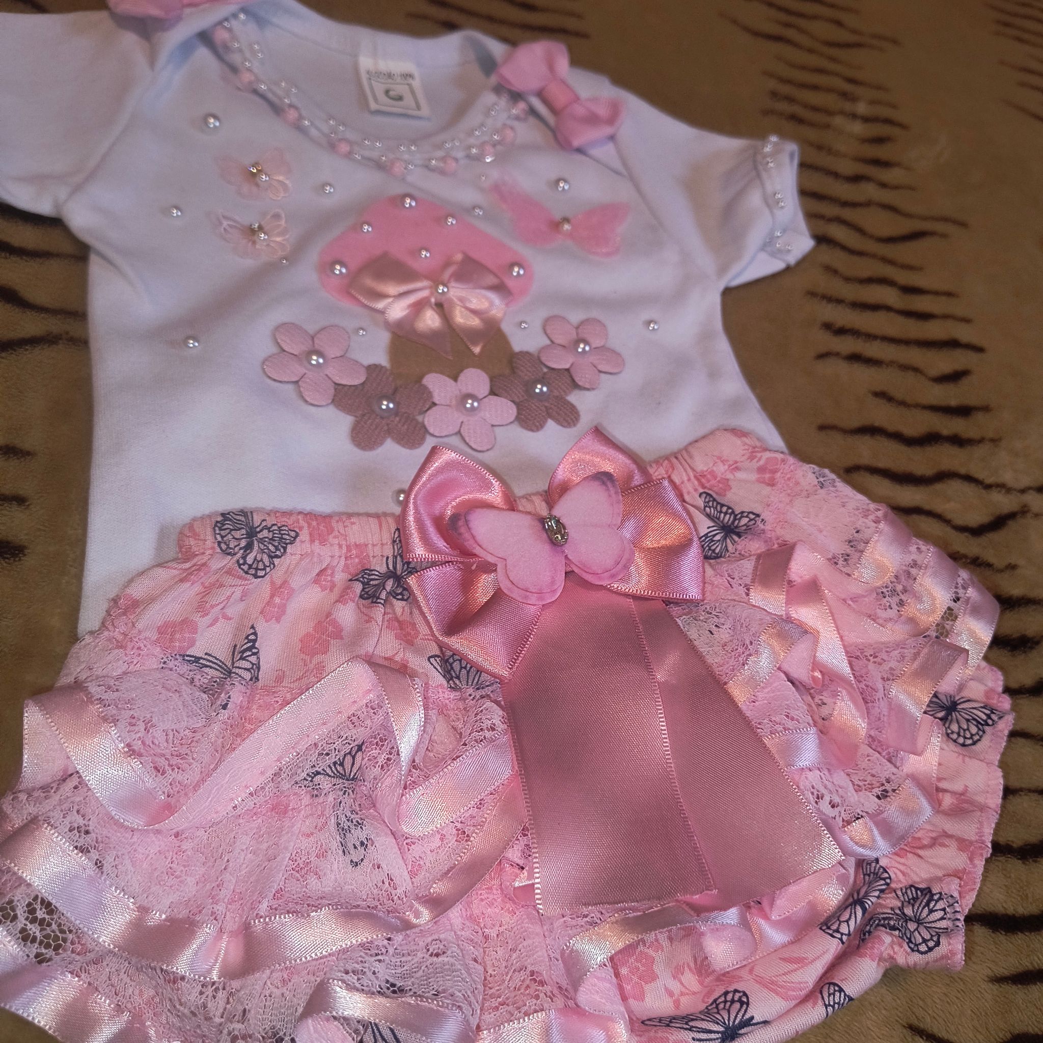 Conjunto Roupa de Bebê Body e Shorts Rosa com Laço
