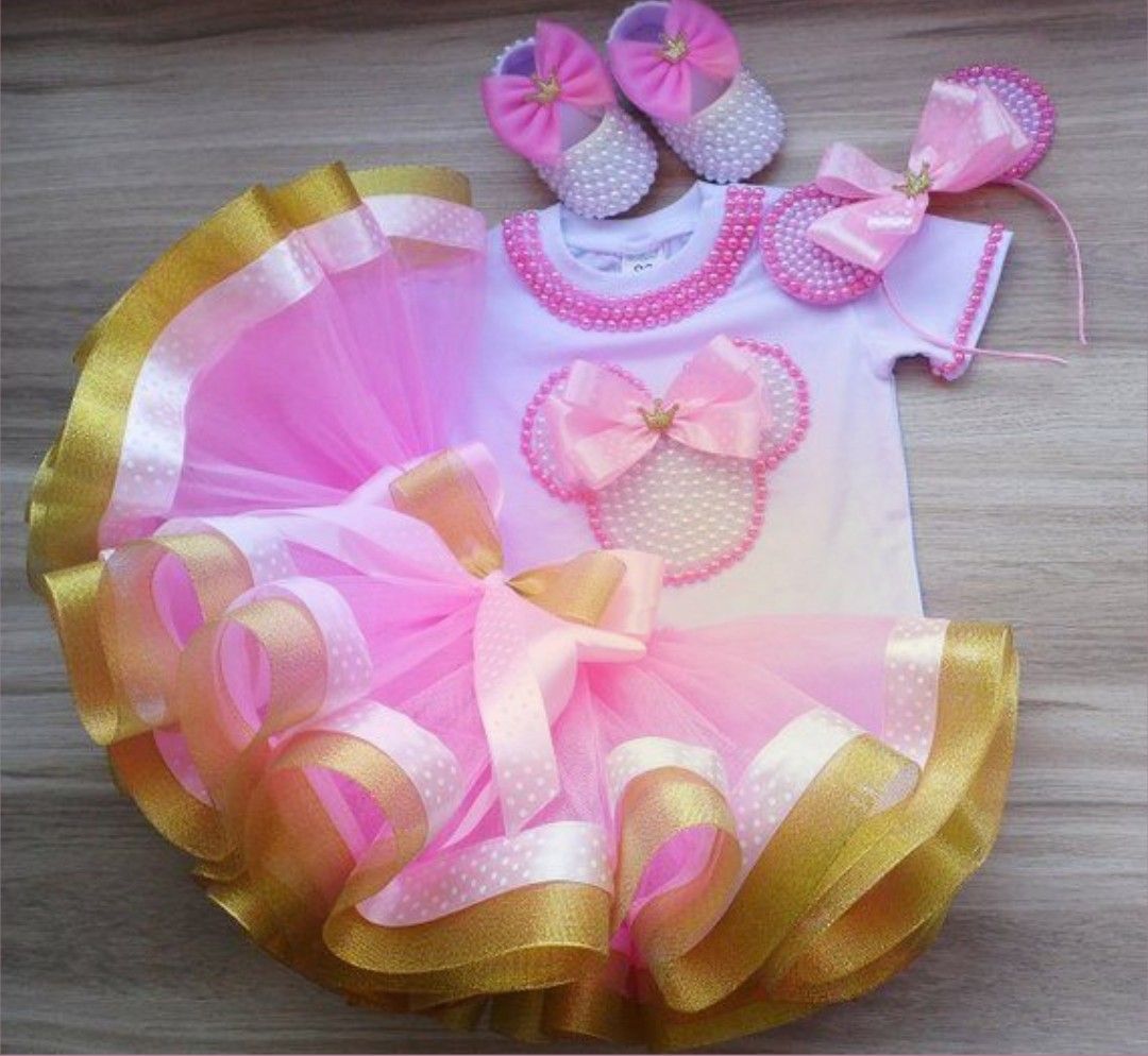 Conjunto Infantil Tutu Rosa com Dourado e Pérolas