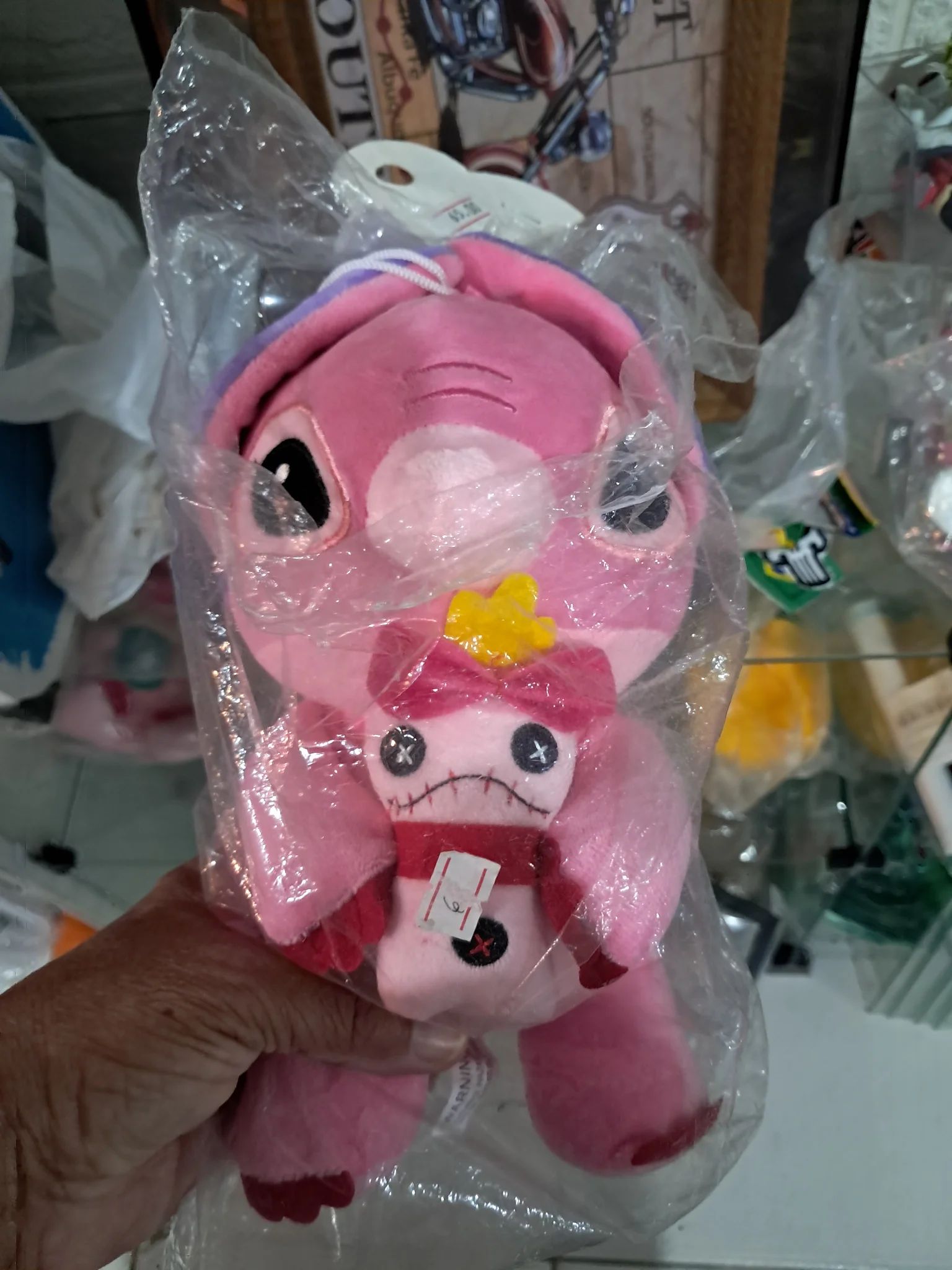 Pelúcia Stitch com Boneco
