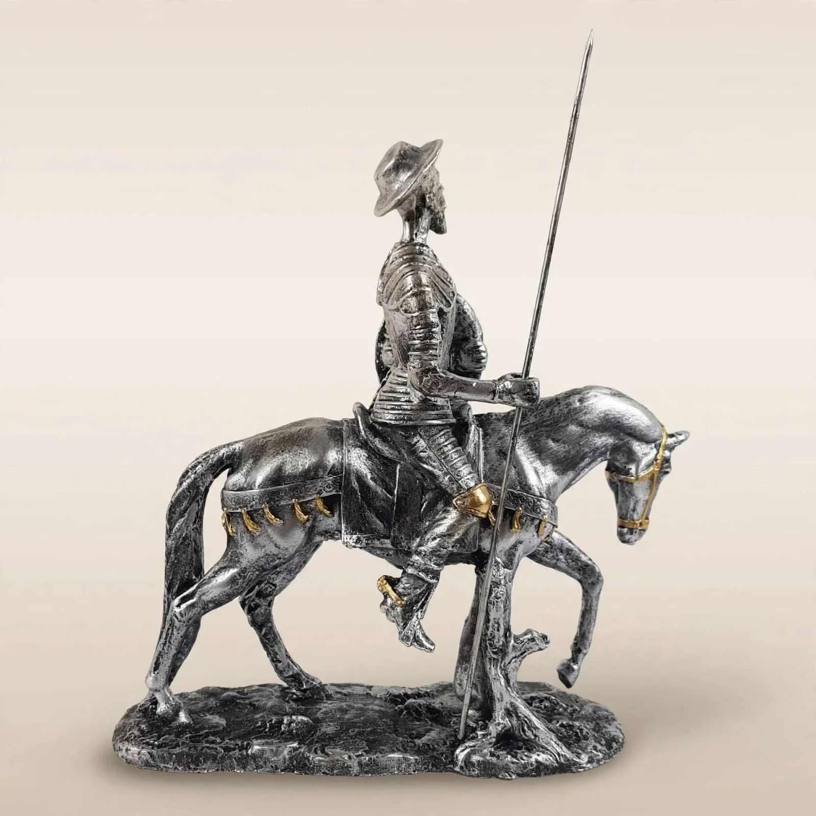 Estatueta Cavaleiro Medieval