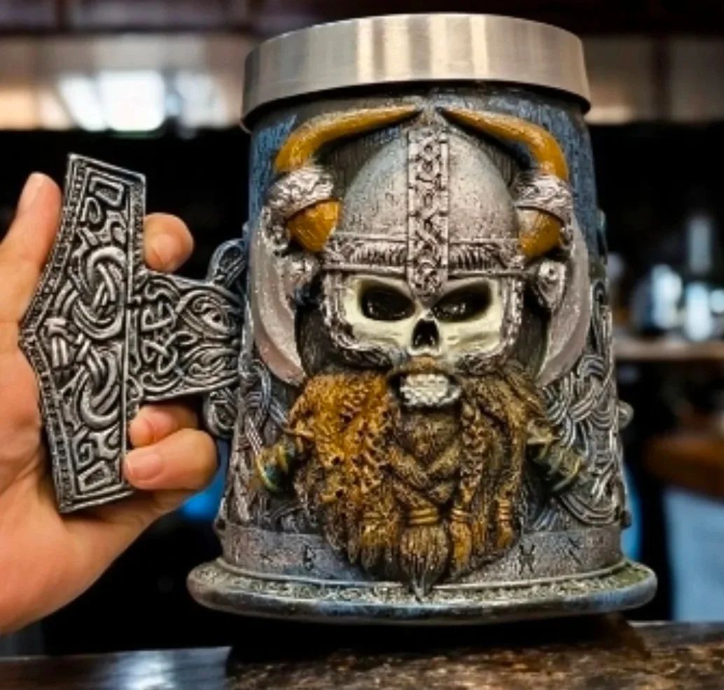 Caneca Viking Caveira Esculpida