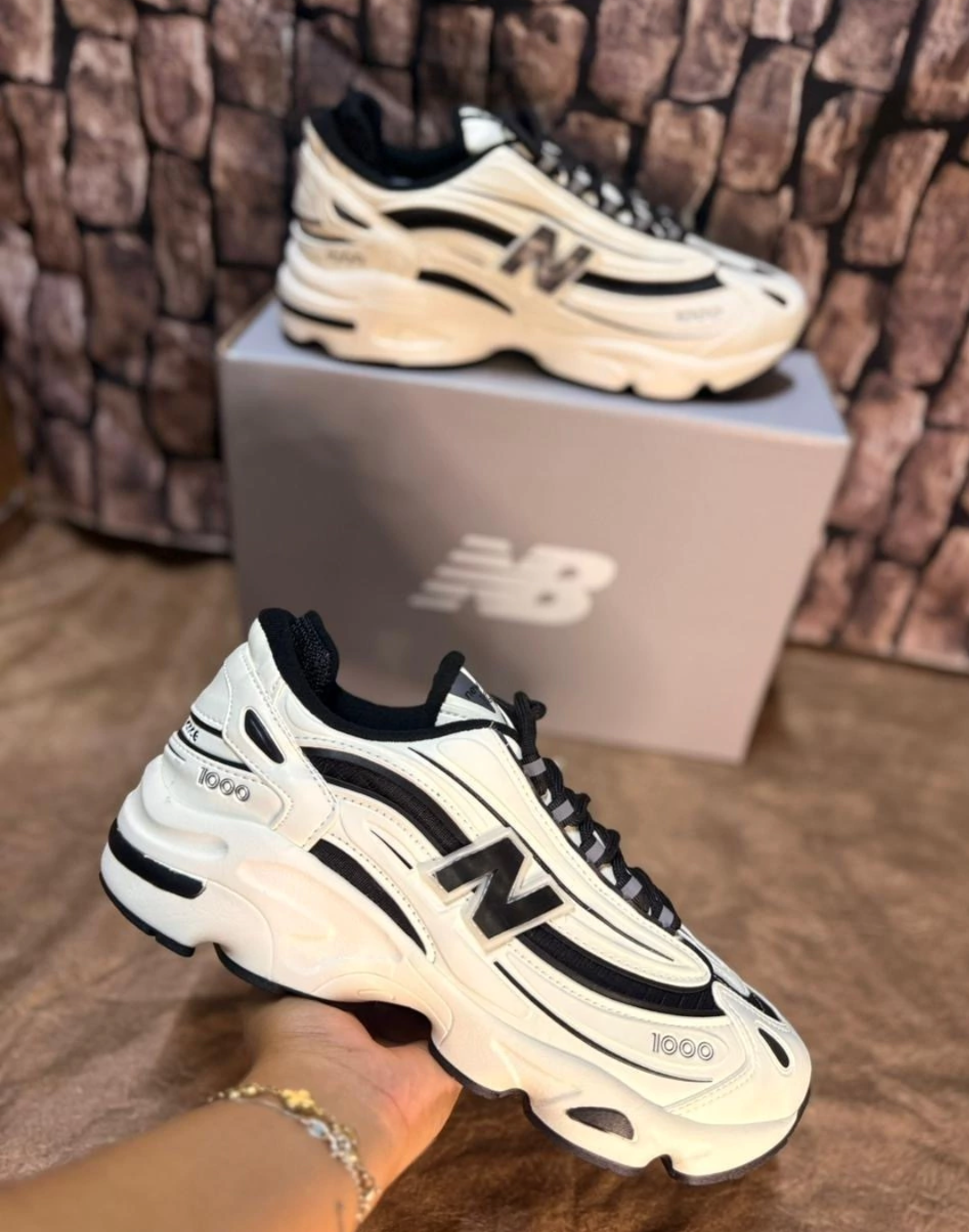 New Balance 1000