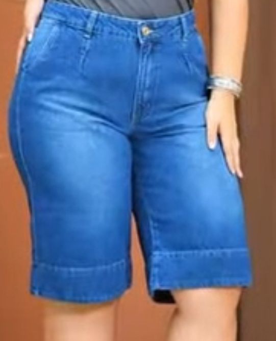 Jorts Muito Mais escuro