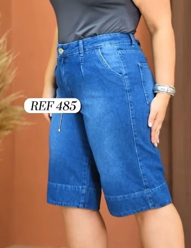 Jorts Muito Mais escuro