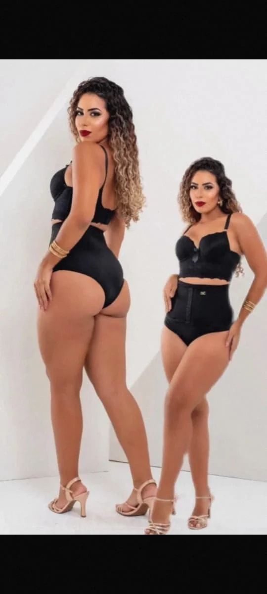 Calcinha Modeladora com quatro barbatanas