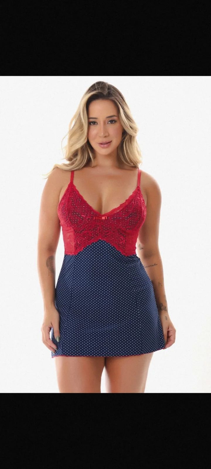 Camisola Alça Fina Poá com Renda Vermelha. Tam: G