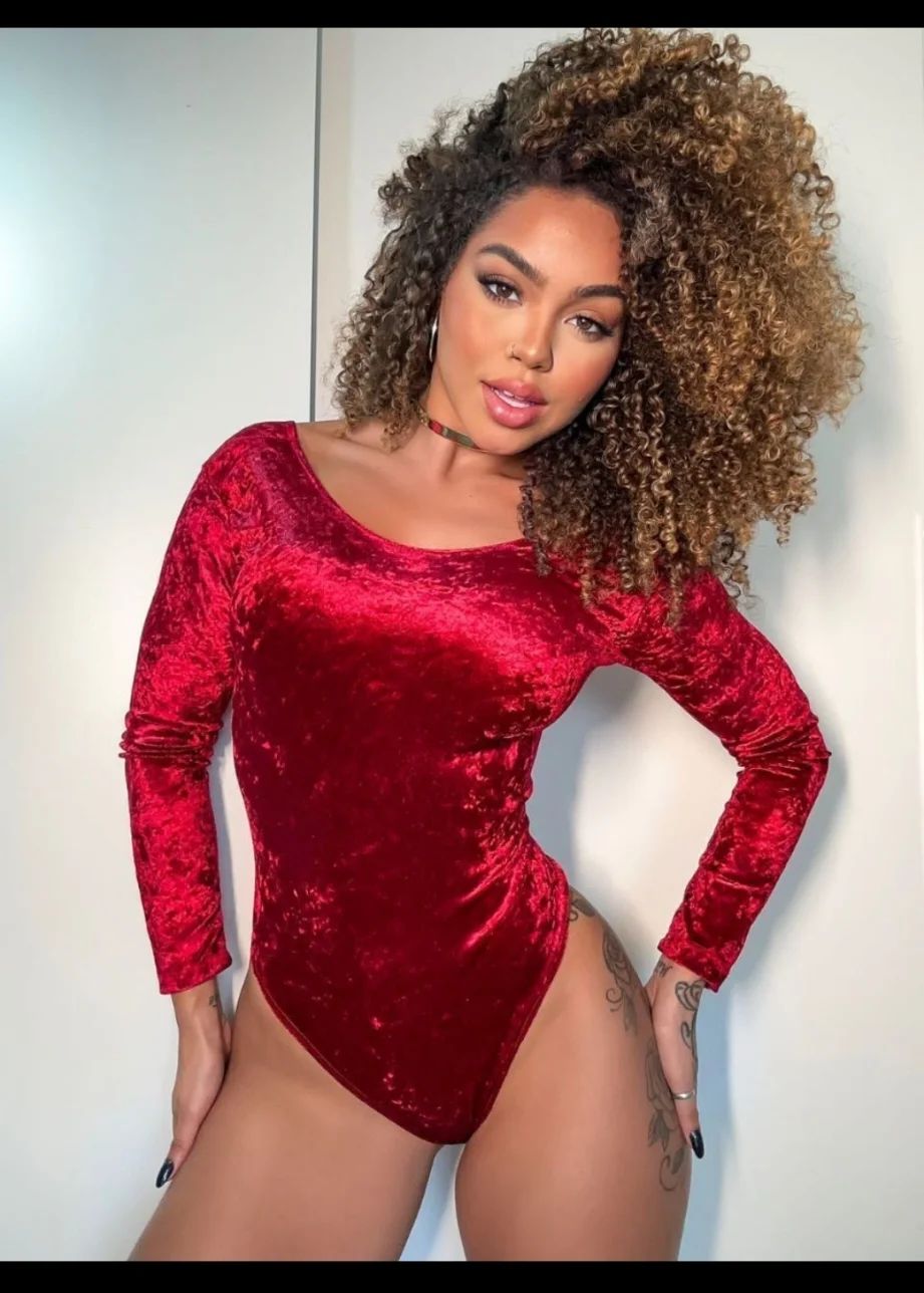Body Vermelho Veludo Manga Longa Tam: M